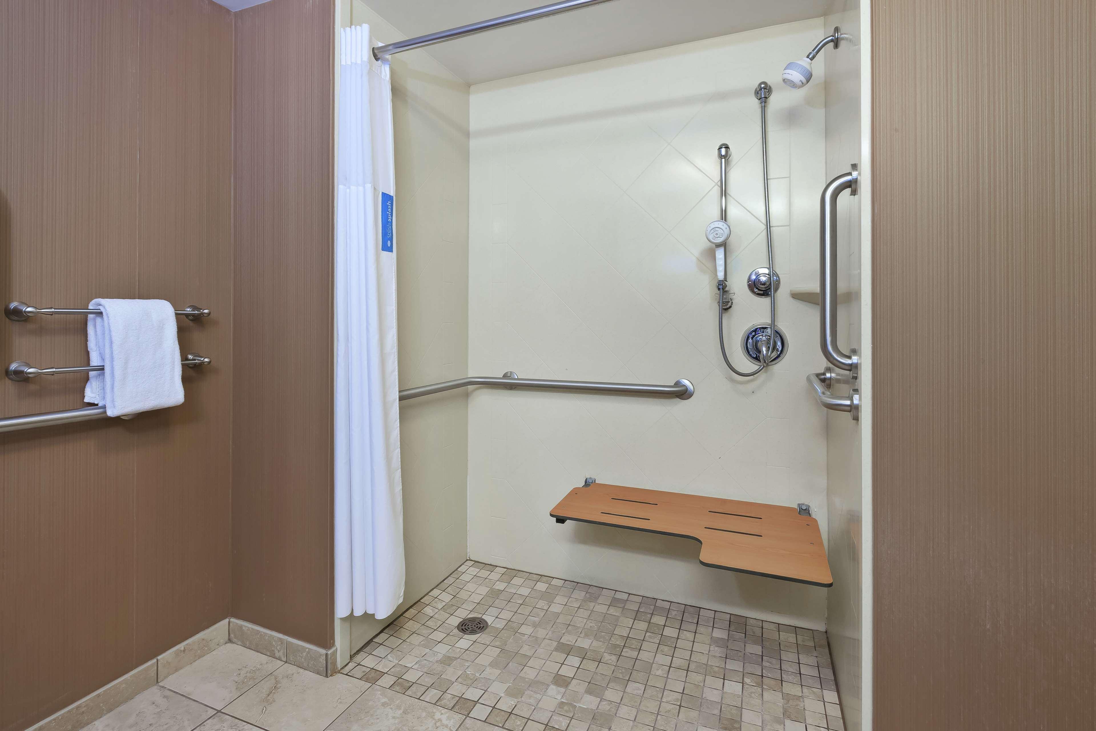 Hampton Inn & Suites Grand Rapids-Airport 28Th St Cascade Eksteriør bilde