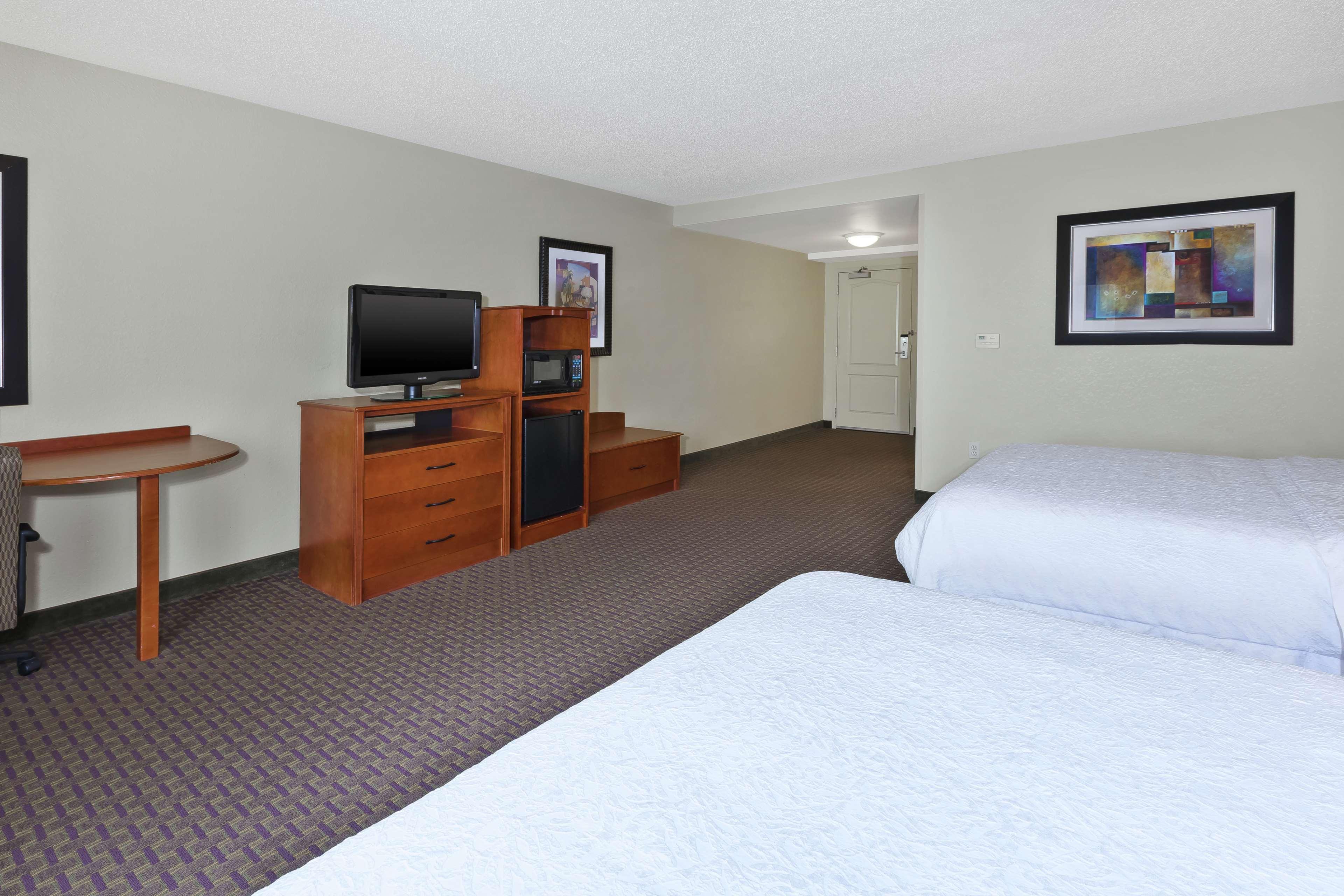 Hampton Inn & Suites Grand Rapids-Airport 28Th St Cascade Eksteriør bilde