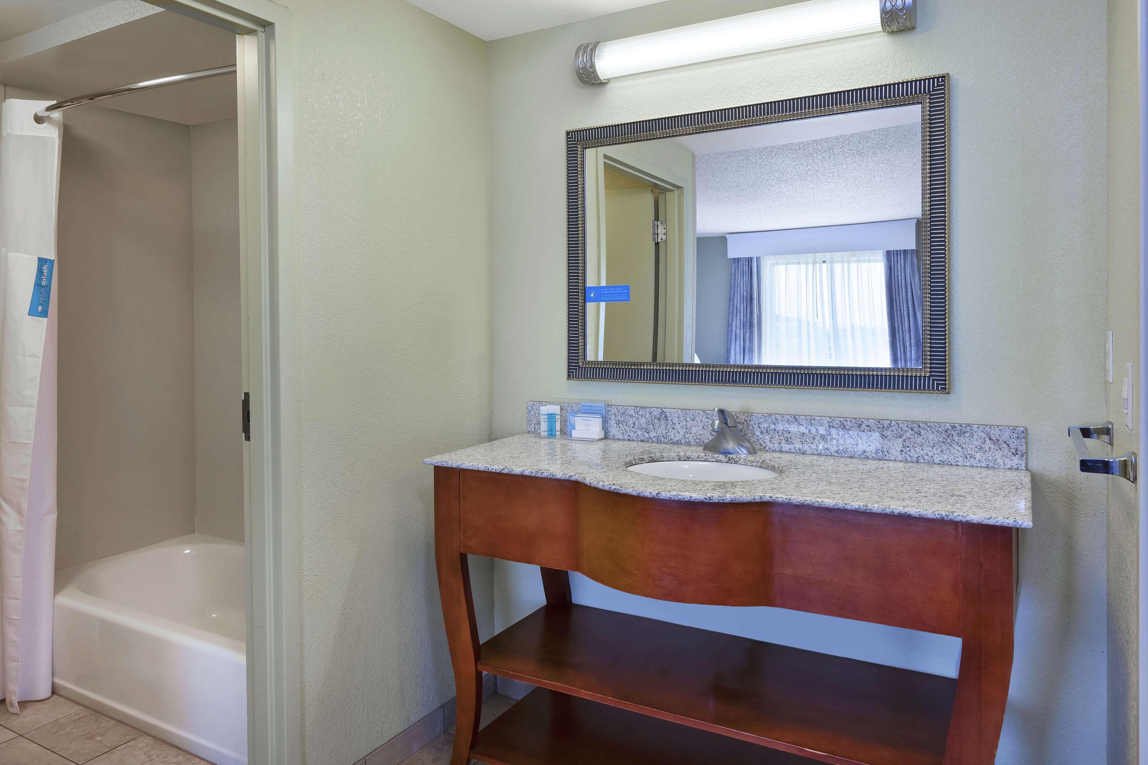Hampton Inn & Suites Grand Rapids-Airport 28Th St Cascade Eksteriør bilde