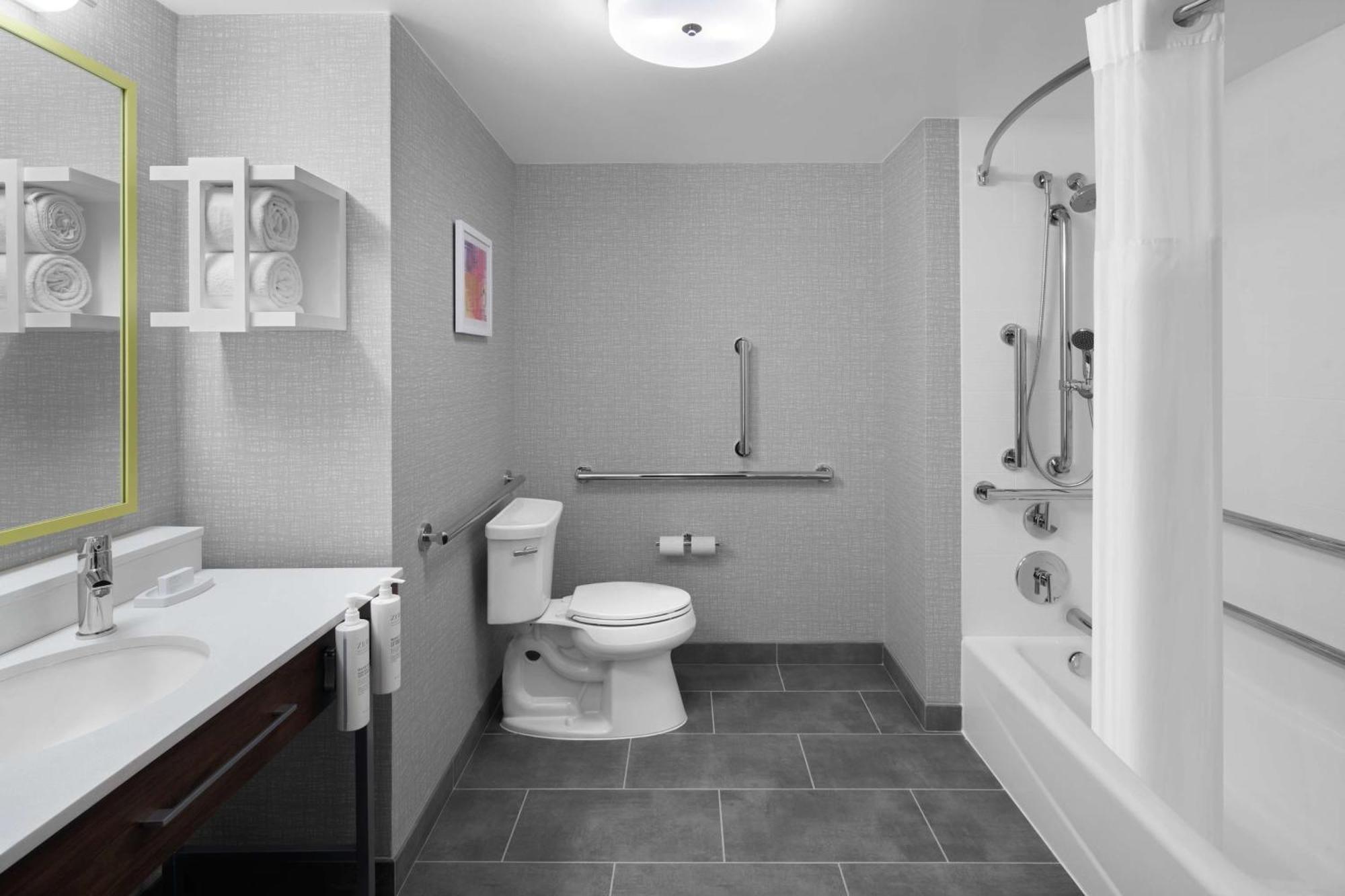 Hampton Inn & Suites Grand Rapids-Airport 28Th St Cascade Eksteriør bilde