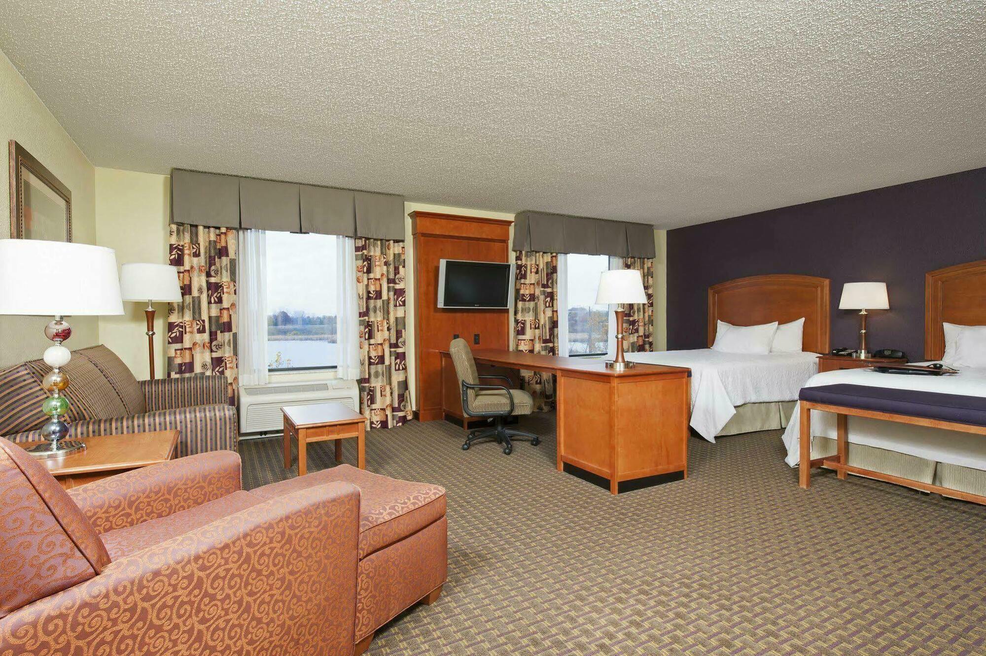 Hampton Inn & Suites Grand Rapids-Airport 28Th St Cascade Eksteriør bilde